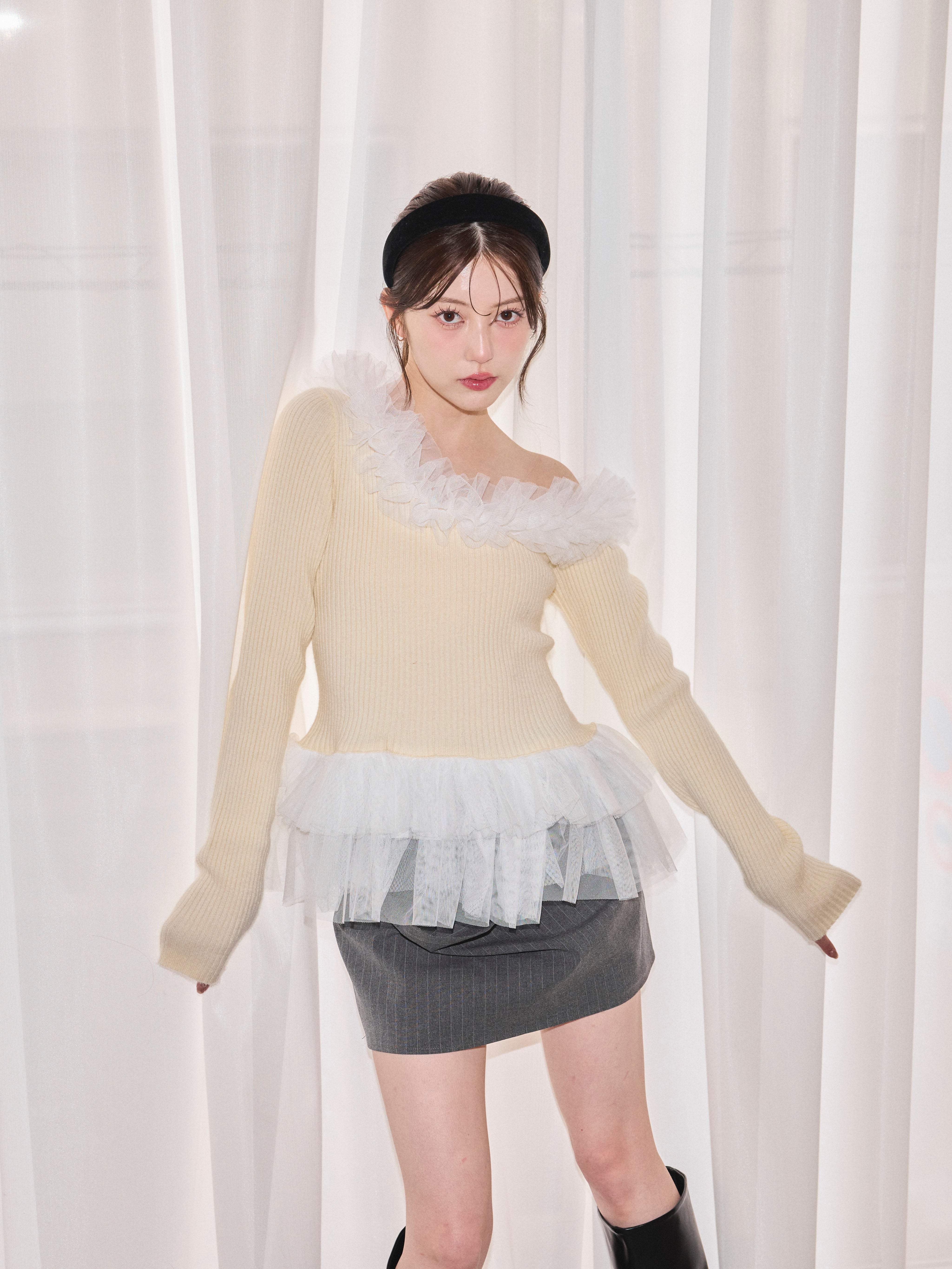 [40%] Asymmetry Tulle Knit Top　