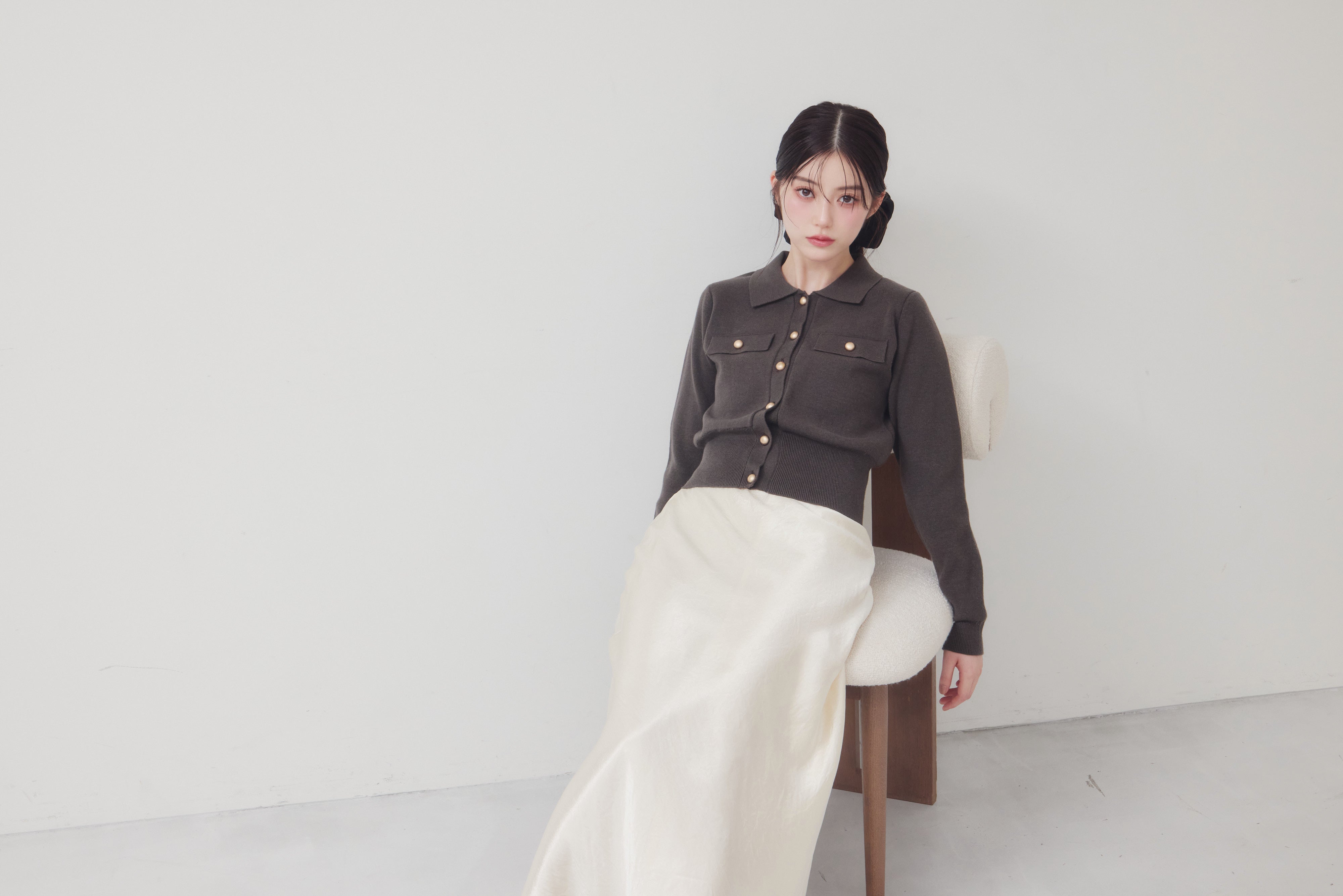 [40%] Classic Collar Knit Cardigan